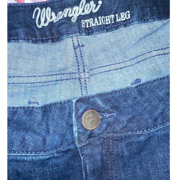 Wrangler Women's Plus Size Essential Mid Rise Straight Leg Jean - Picture 6 of 6